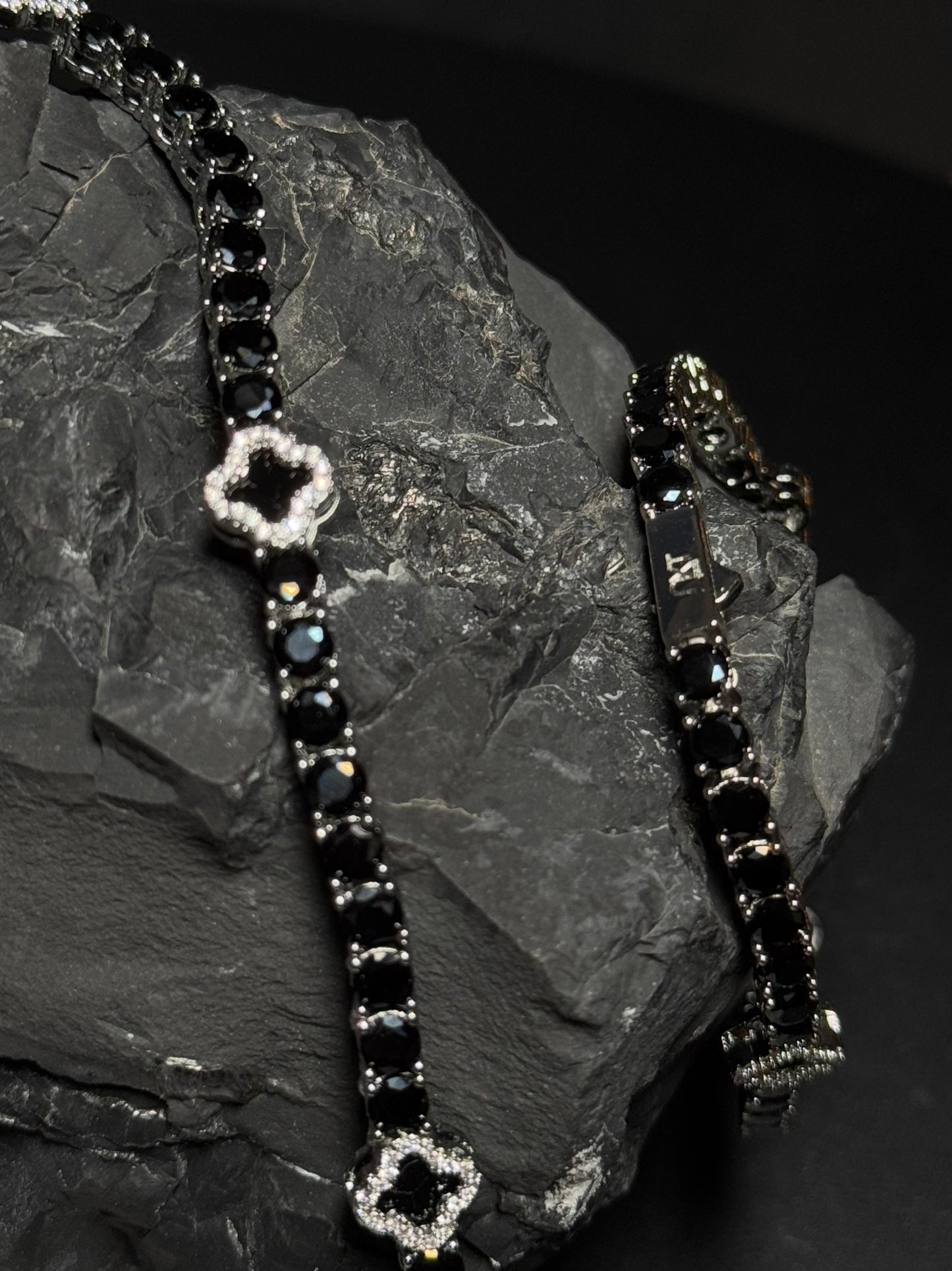 MYSTIC RESOLUTION SET