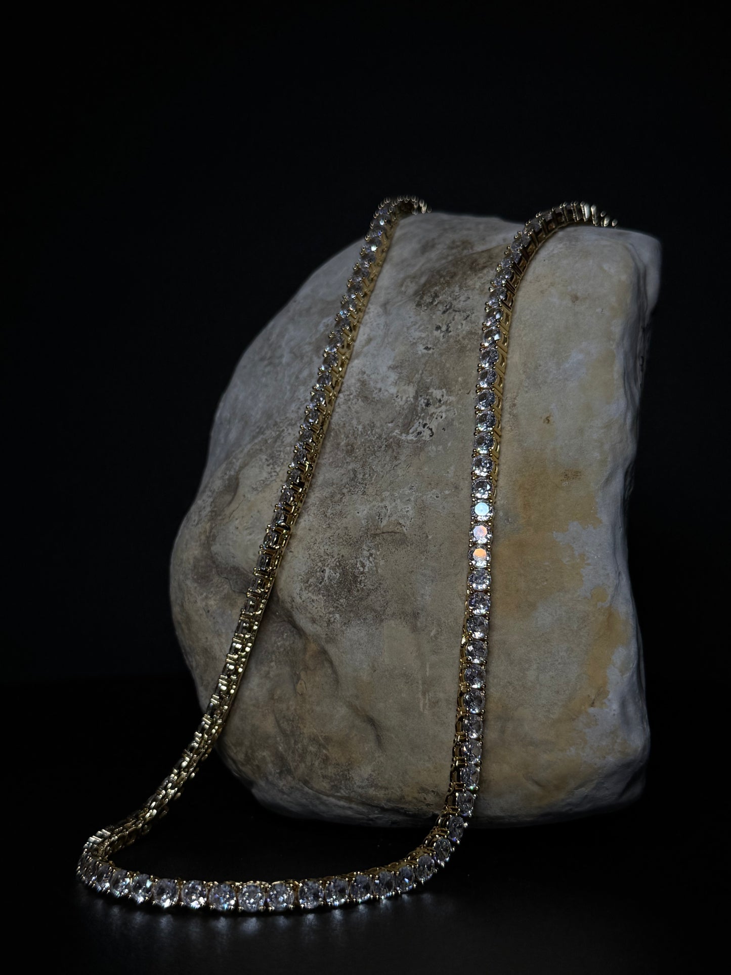 MIDNIGHT NECKLACE
