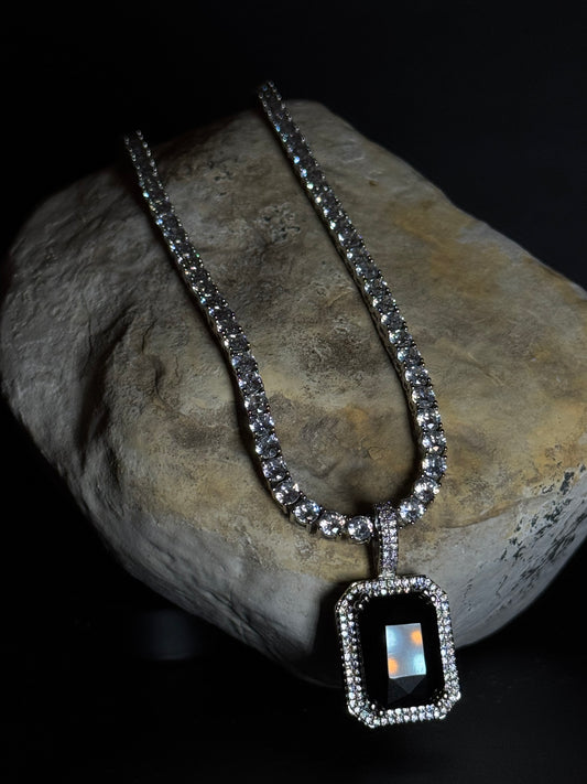 MIDNIGHT OBSIDIAN GEM NECKLACE