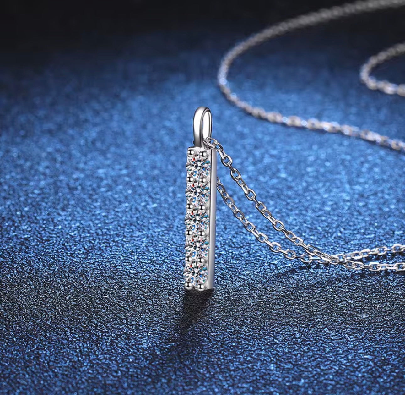 COCORA DIAMOND PENDANT