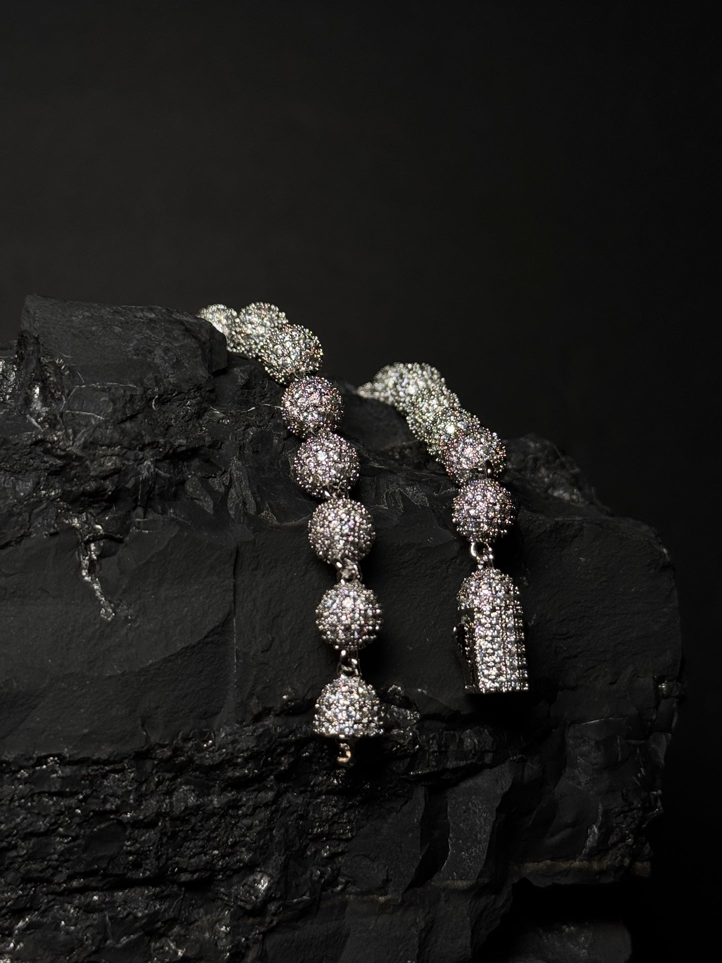 CIELO ROSARY NECKLACE