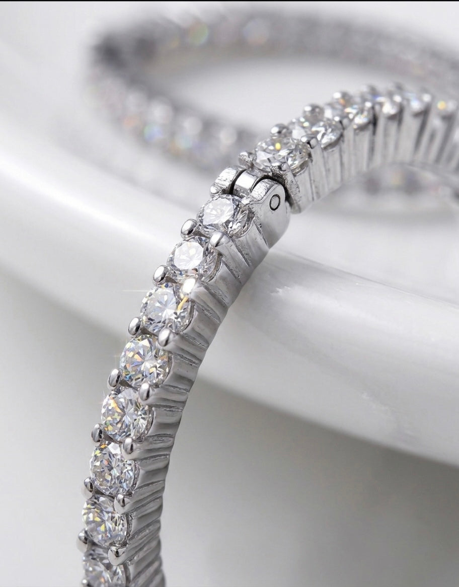 ALTURA DIAMONDS HOOPS