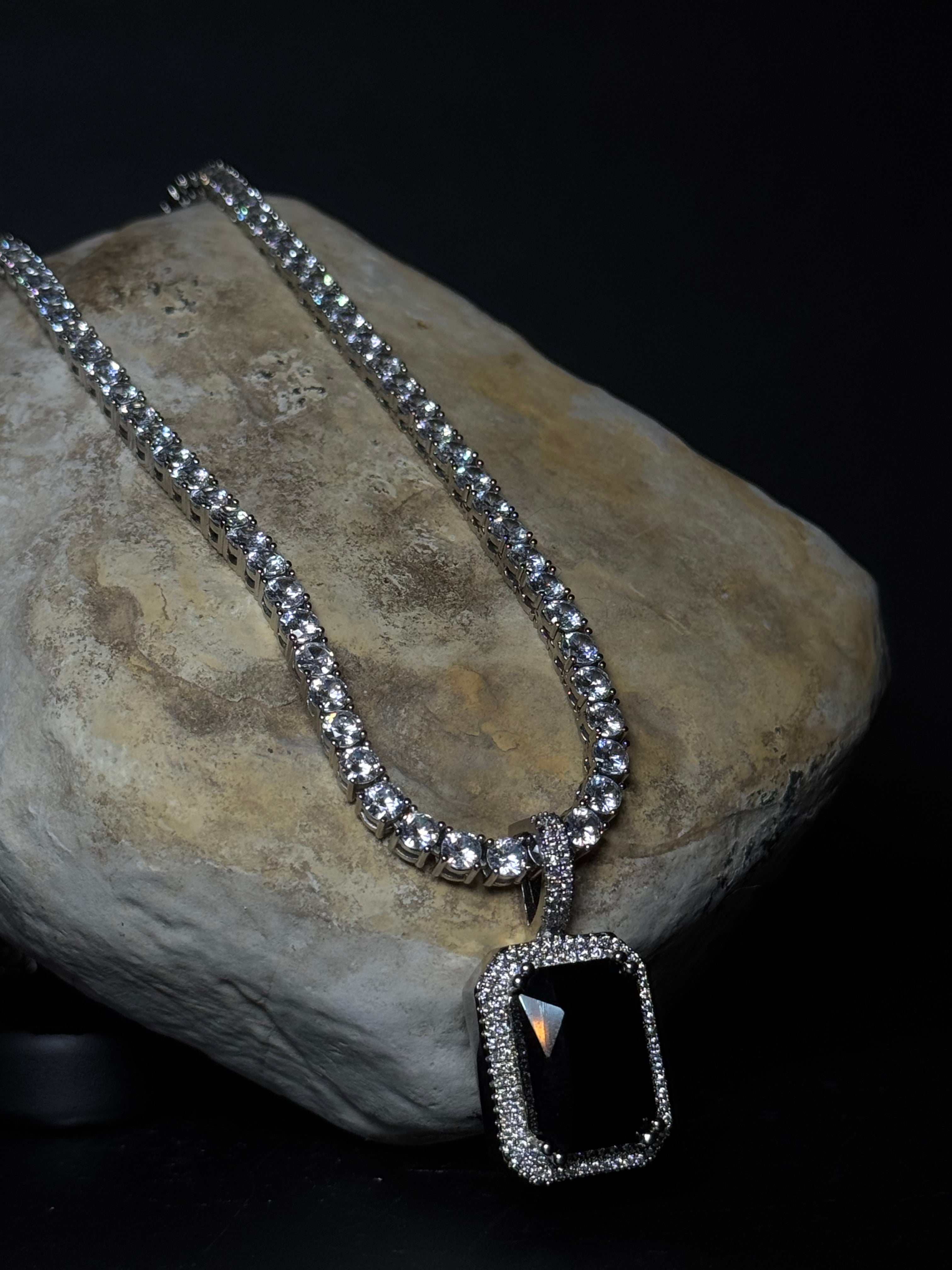 MIDNIGHT OBSIDIAN PENDANT – NXT GEMS