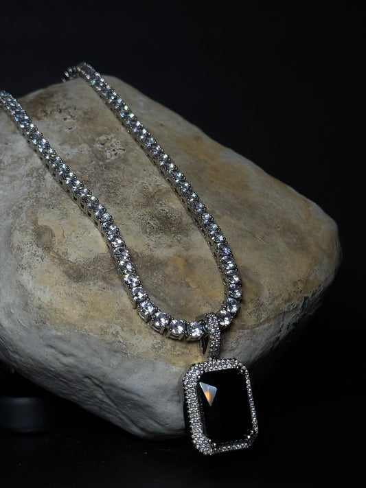 MIDNIGHT OBSIDIAN GEM NECKLACE