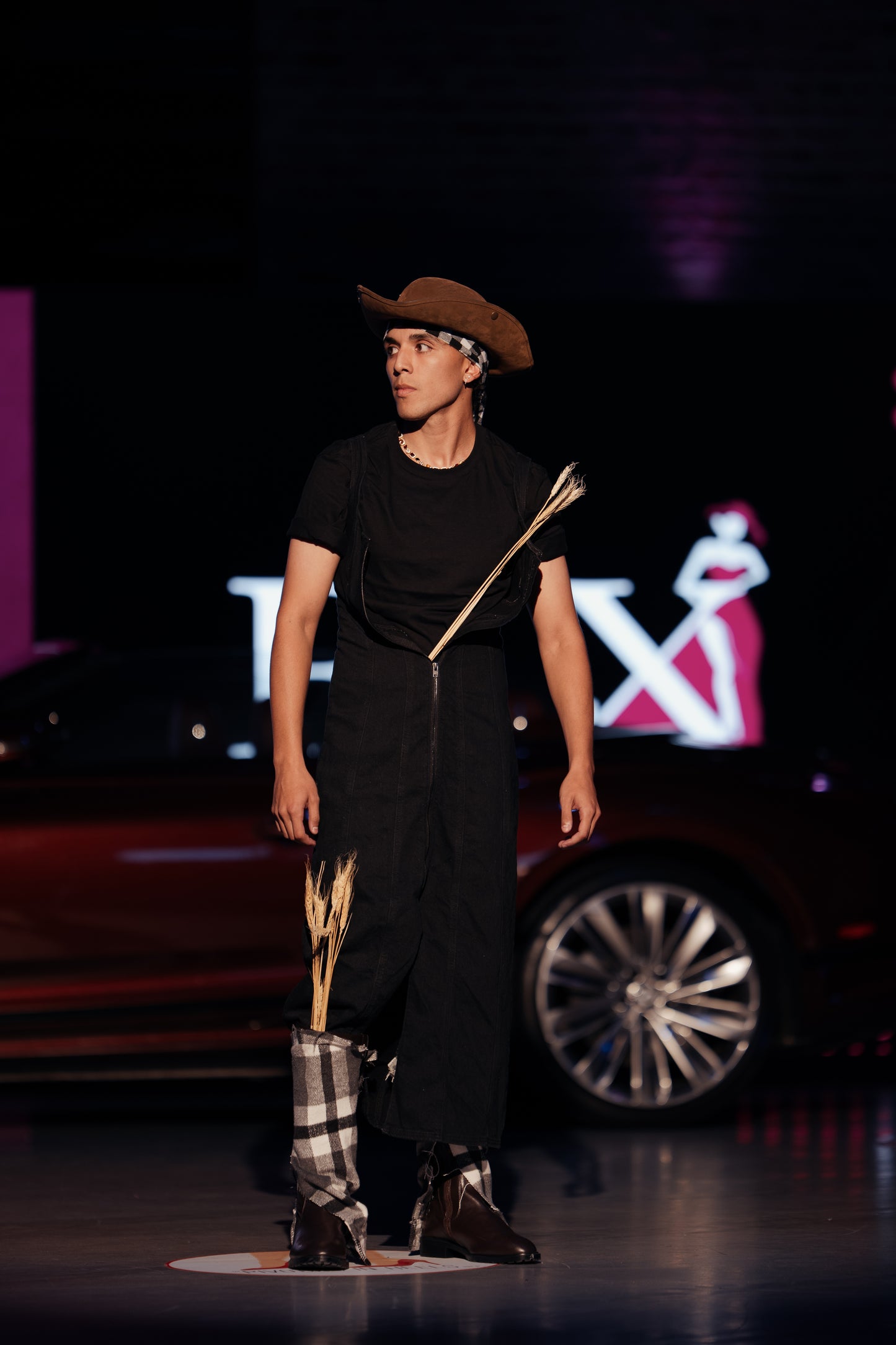 APOLLO GEM STONES NECKLACE