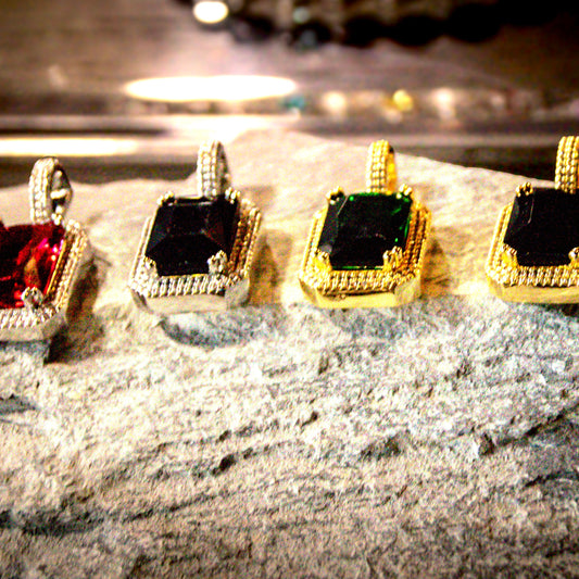 GEMS PENDANT
